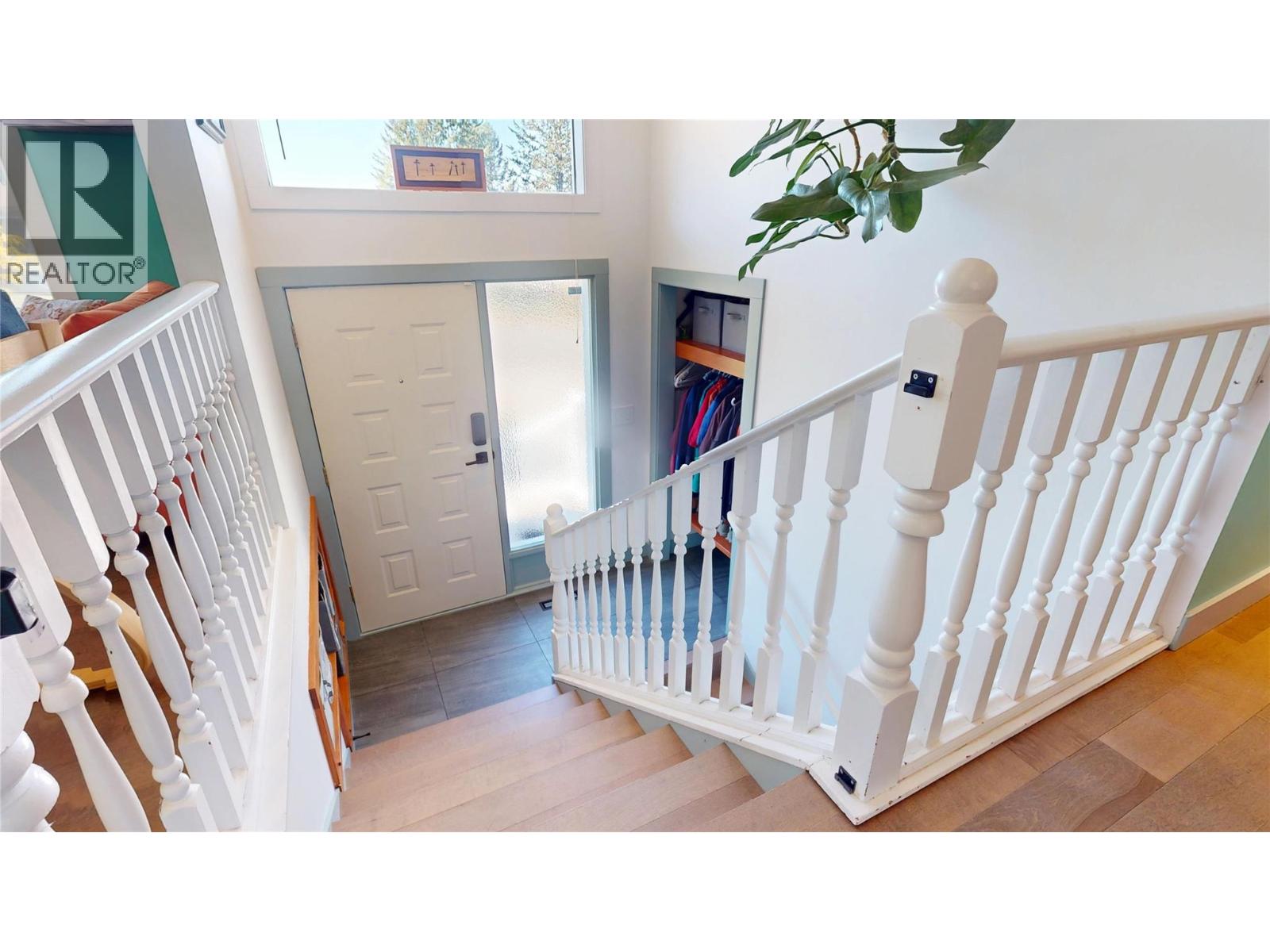 3401 Mount Royal Drive N, Cranbrook, British Columbia  V1C 5R5 - Photo 4 - 10401594
