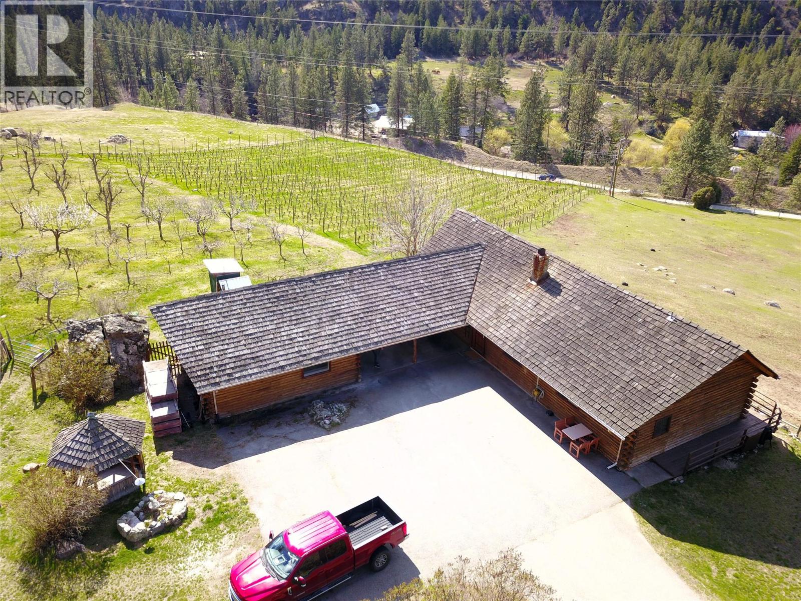 3655 Mclean Creek Road, Okanagan Falls, British Columbia  V0H 1R5 - Photo 3 - 10401599