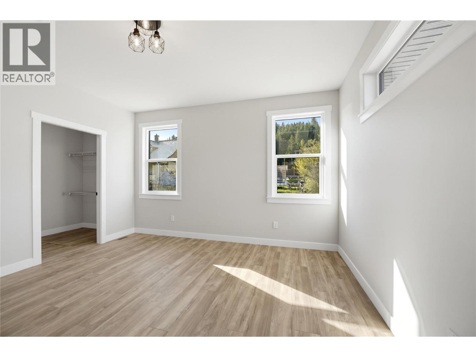186 Salmon Arm Drive, Enderby, British Columbia  V4Y 4C6 - Photo 32 - 10401568