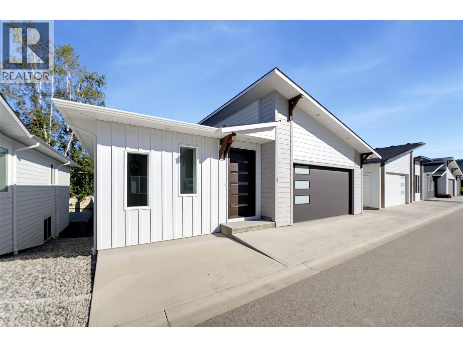 1840 10 Street Sw Unit# 9, Salmon Arm, British Columbia  V1E 0H2 - Photo 1 - 10401520