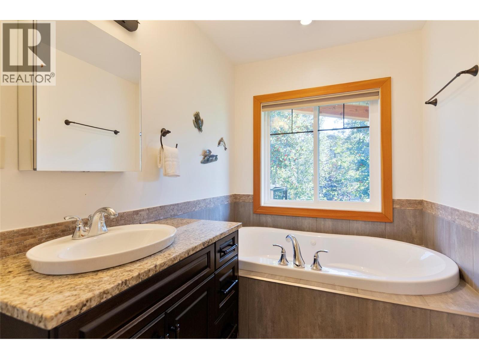 1915 Aspen Crescent, Revelstoke, British Columbia  V0E 2S3 - Photo 34 - 10401419