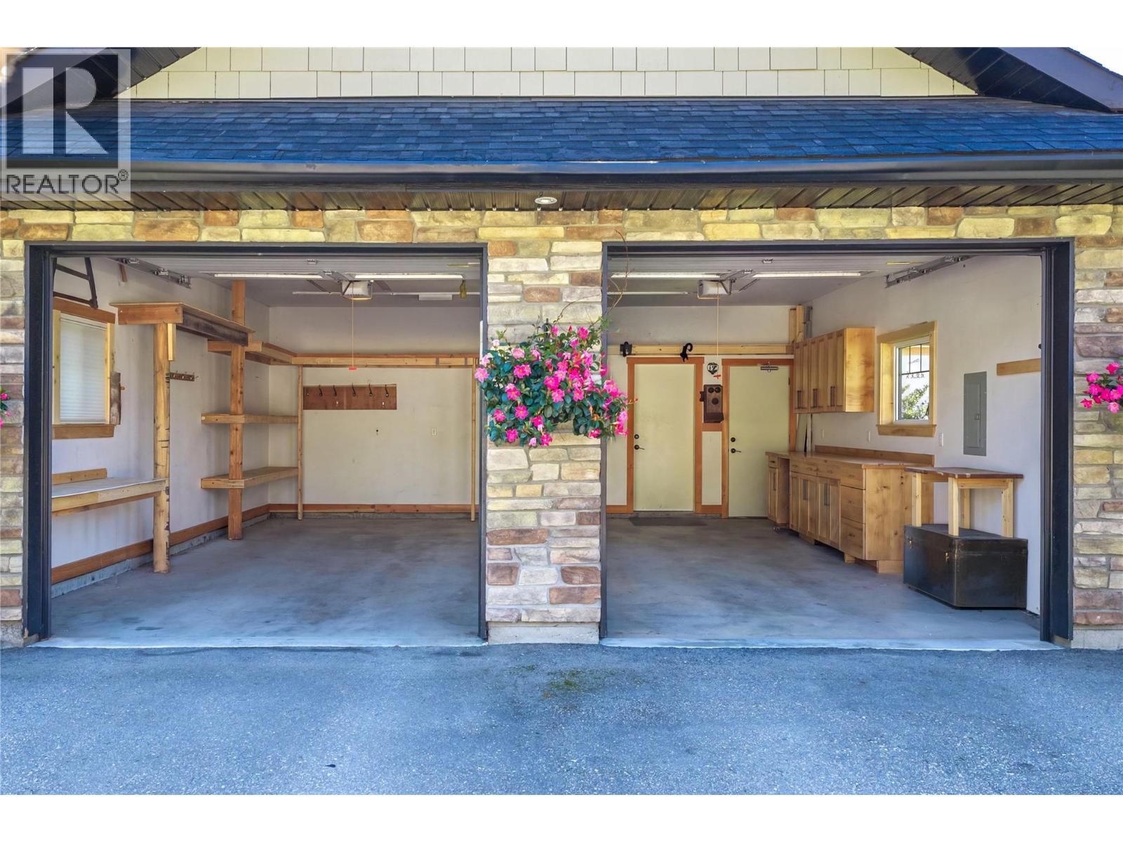 1915 Aspen Crescent, Revelstoke, British Columbia  V0E 2S3 - Photo 44 - 10401419