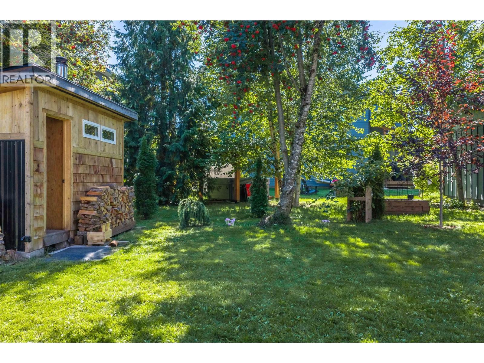 1915 Aspen Crescent, Revelstoke, British Columbia  V0E 2S3 - Photo 64 - 10401419