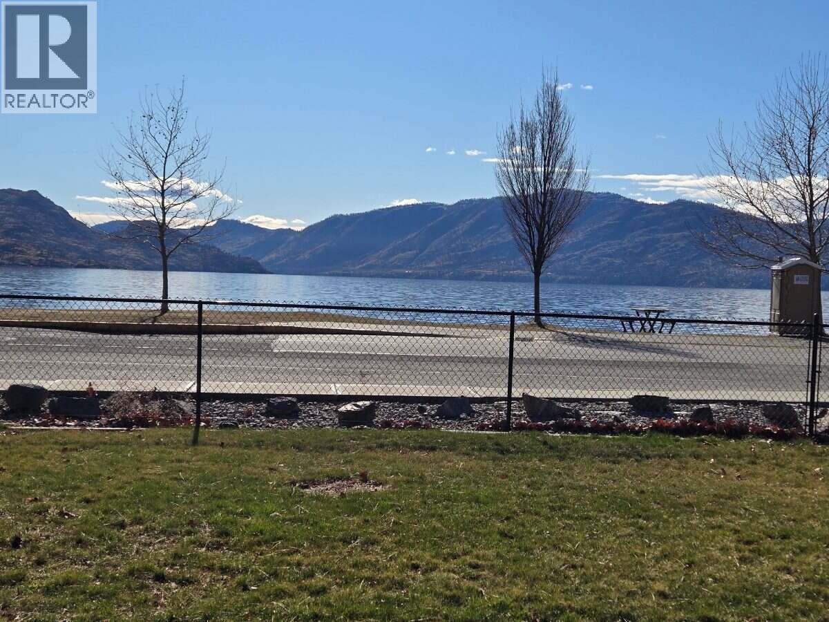 4194 Beach Avenue, Peachland, British Columbia  V0H 1X6 - Photo 4 - 10401626