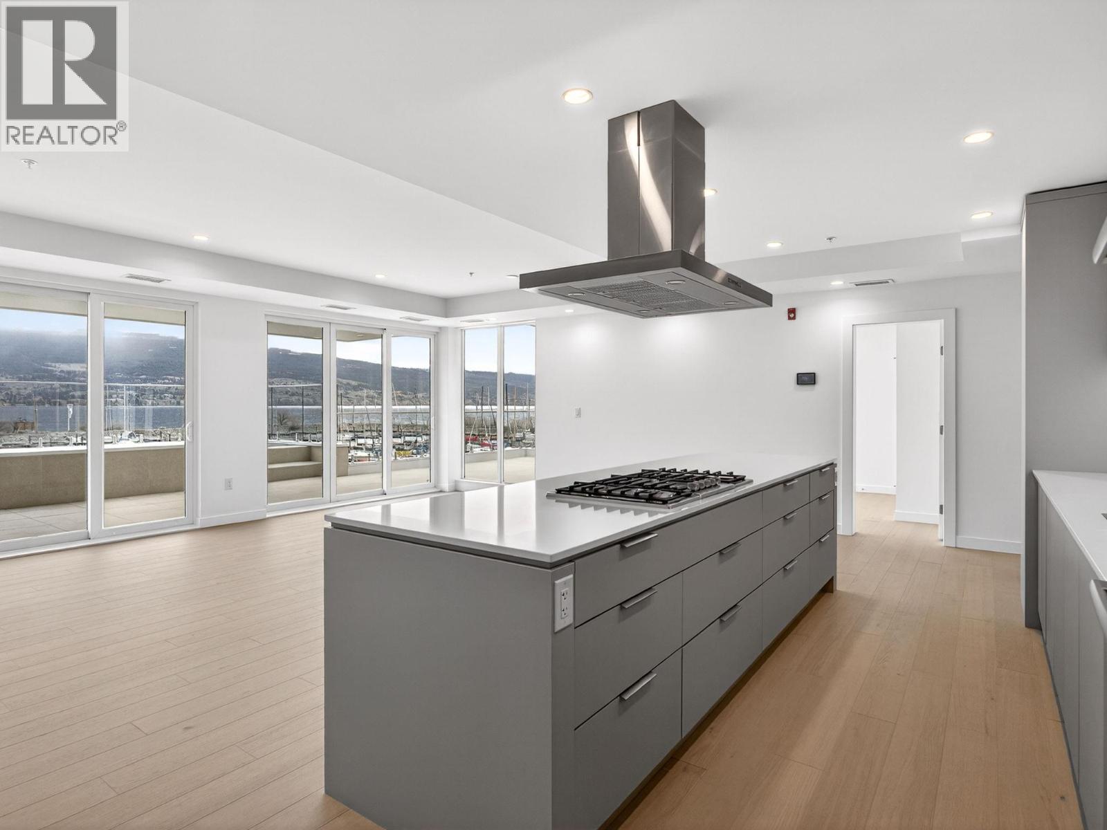 13415 Lakeshore Drive S Unit# 202, Summerland, British Columbia  V0H 1Z1 - Photo 4 - 10401538