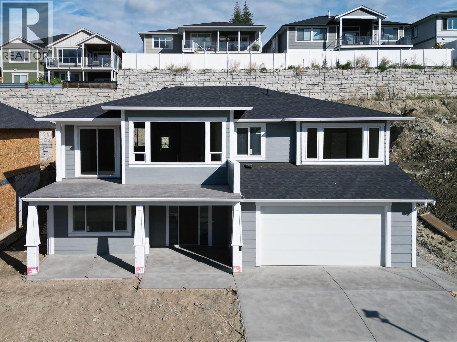 1660 8 Street Se, Salmon Arm, British Columbia  V1E 0G9 - Photo 1 - 10401034