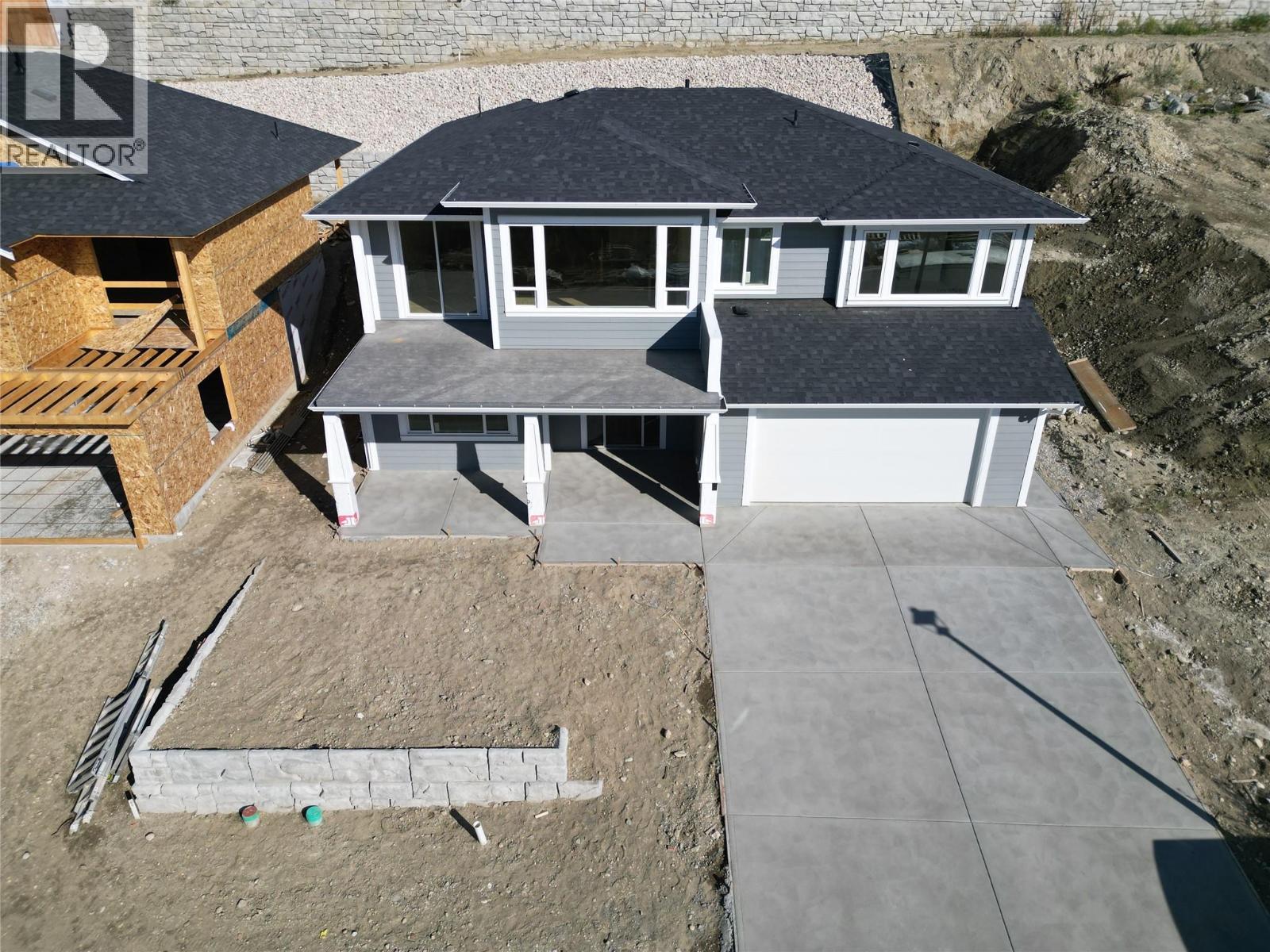 1660 8 Street Se, Salmon Arm, British Columbia  V1E 0G9 - Photo 10 - 10401034