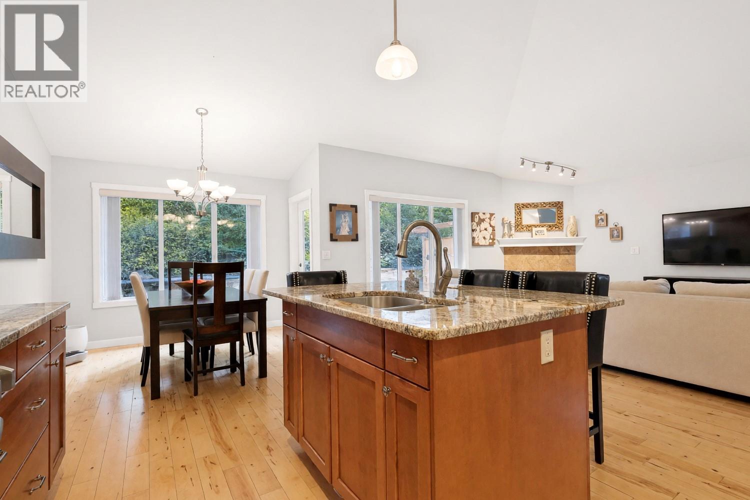 2175 Shannon Ridge Drive Unit# 5, West Kelowna, British Columbia  V4T 2L1 - Photo 23 - 10401271