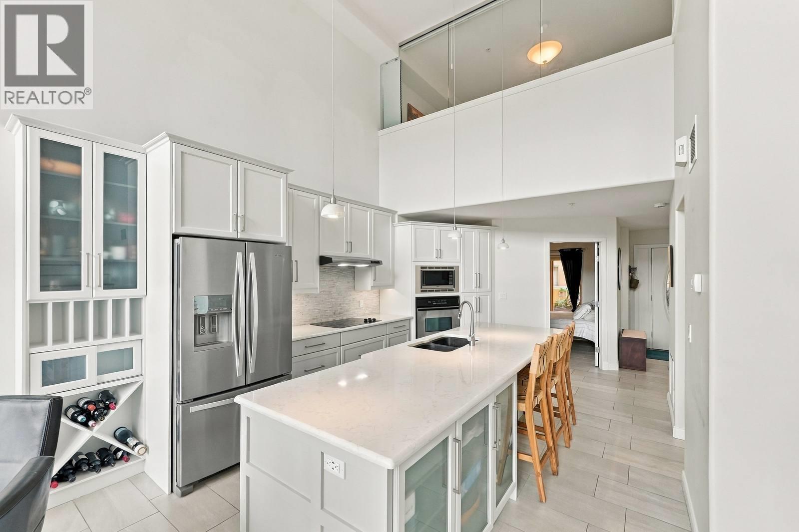250 Marina Way Unit# 205, Penticton, British Columbia  V2A 1H4 - Photo 11 - 10401202