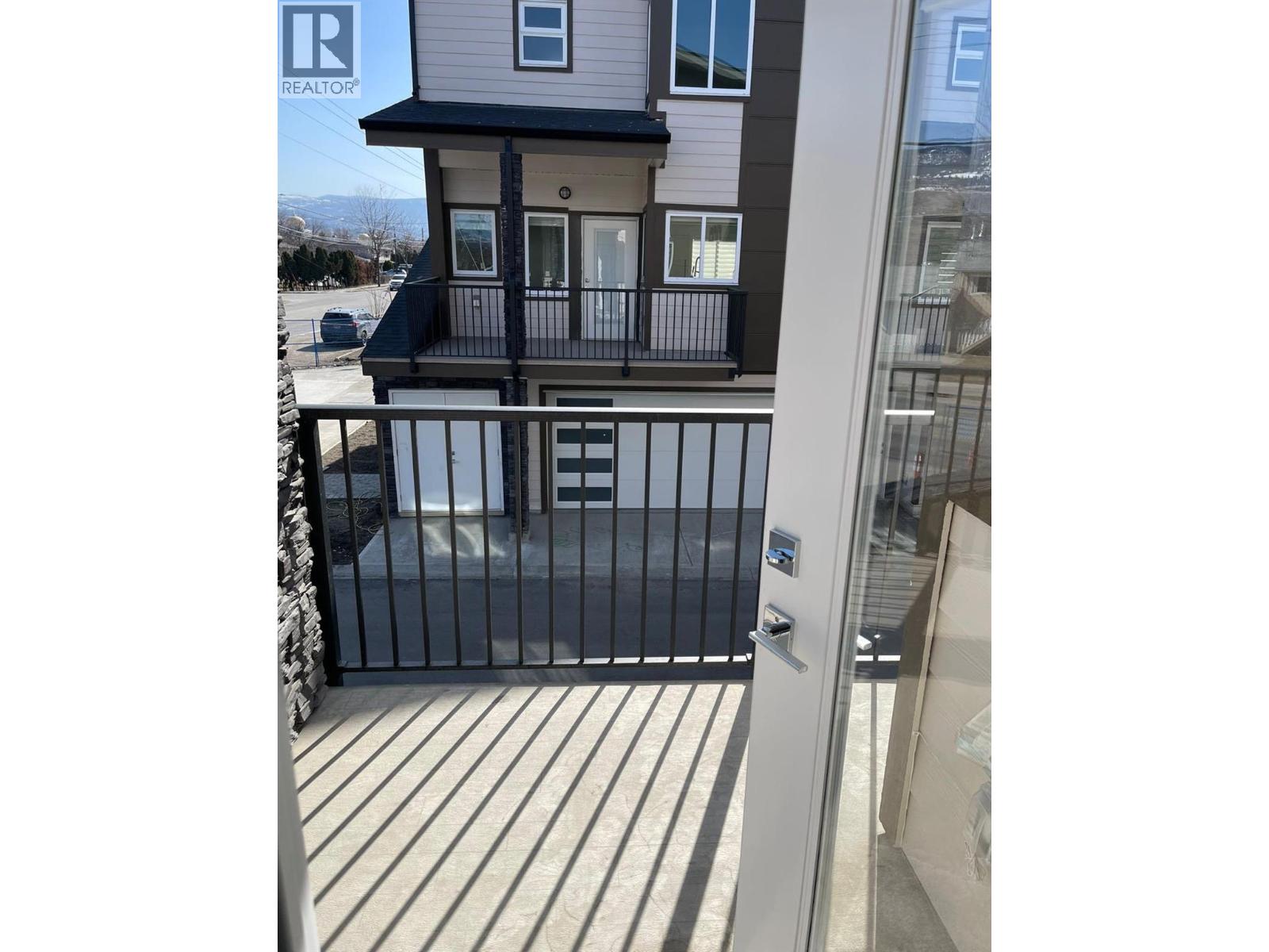 1354 Rutland Road N Unit# 1, Kelowna, British Columbia  V1X 0C2 - Photo 1 - 10401653