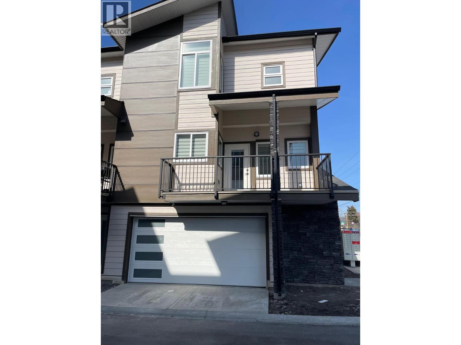 1354 Rutland Road N Unit# 1, Kelowna, British Columbia  V1X 0C2 - Photo 2 - 10401653