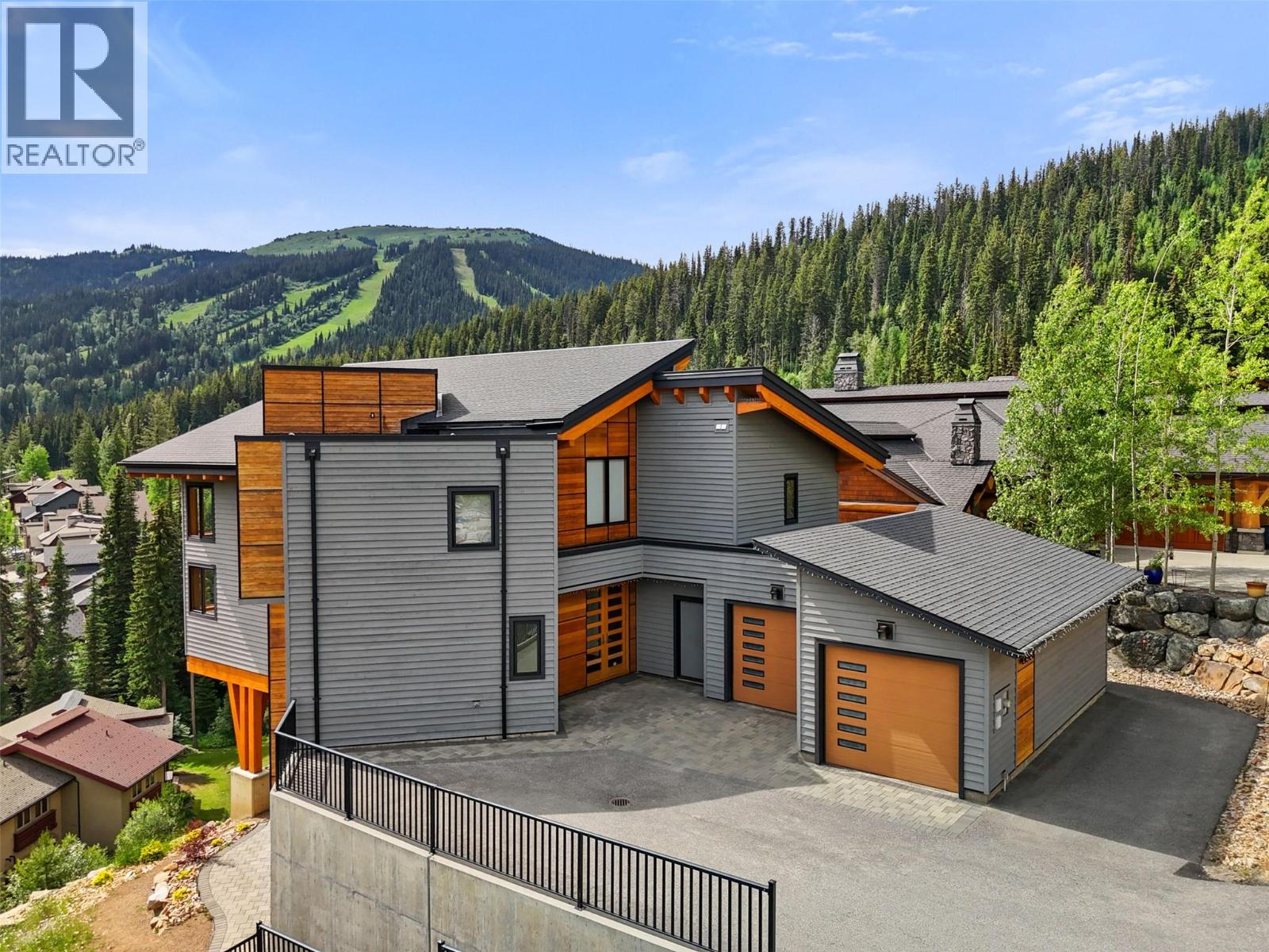 4249 Bella Vista Drive, Sun Peaks, British Columbia  V0E 5N0 - Photo 2 - 10401462