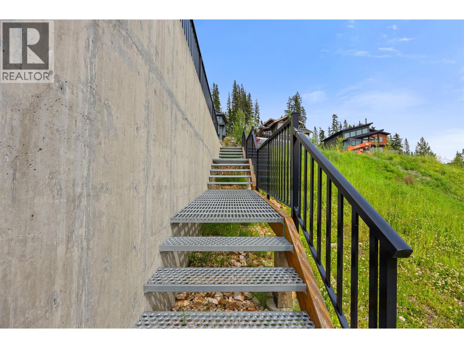 4249 Bella Vista Drive, Sun Peaks, British Columbia  V0E 5N0 - Photo 73 - 10401462