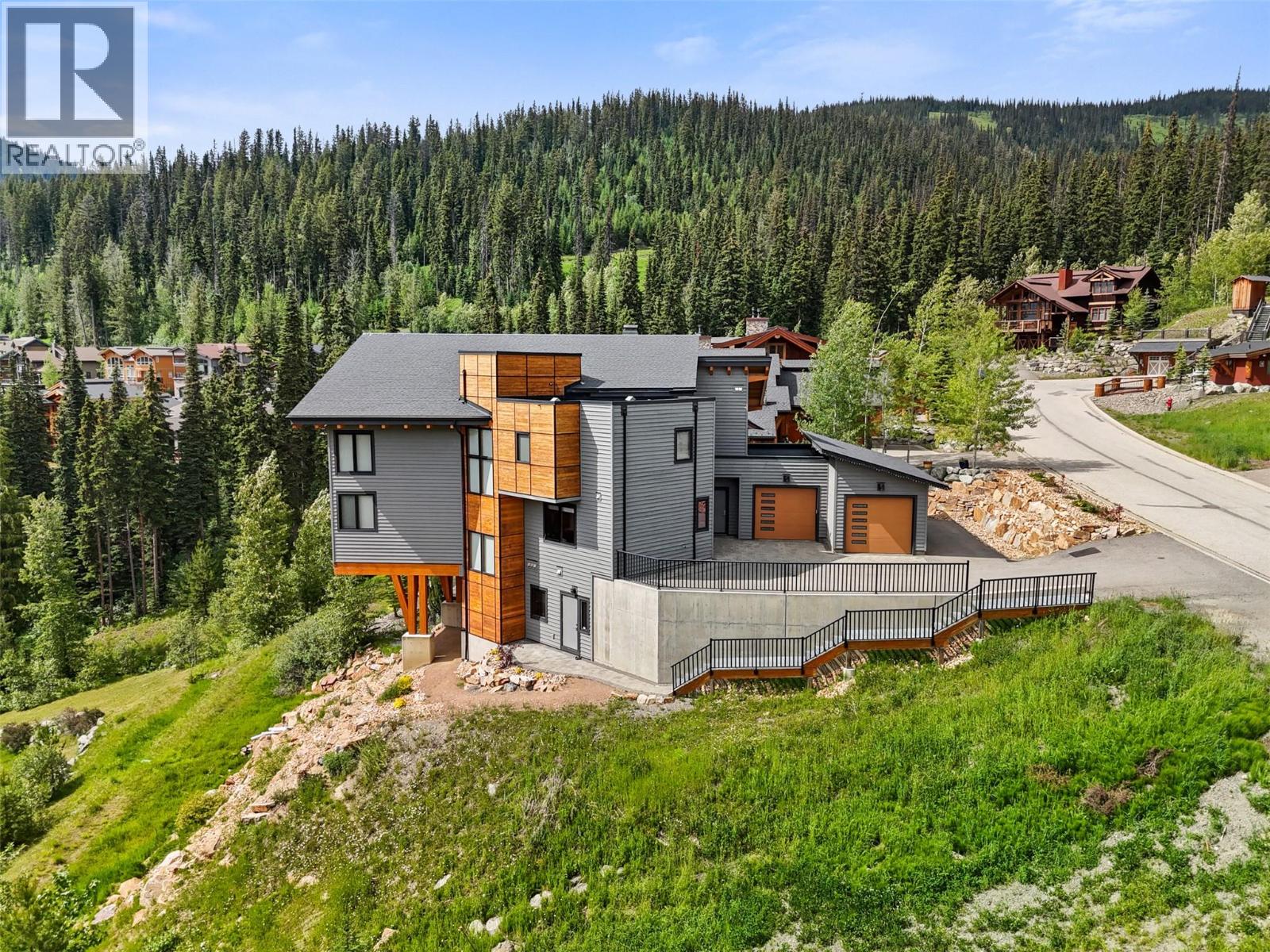 4249 Bella Vista Drive, Sun Peaks, British Columbia  V0E 5N0 - Photo 79 - 10401462