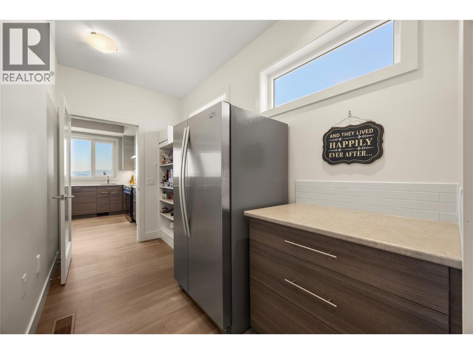 2442 Bella Vista Street, Kelowna, British Columbia  V1P 1S1 - Photo 14 - 10401429