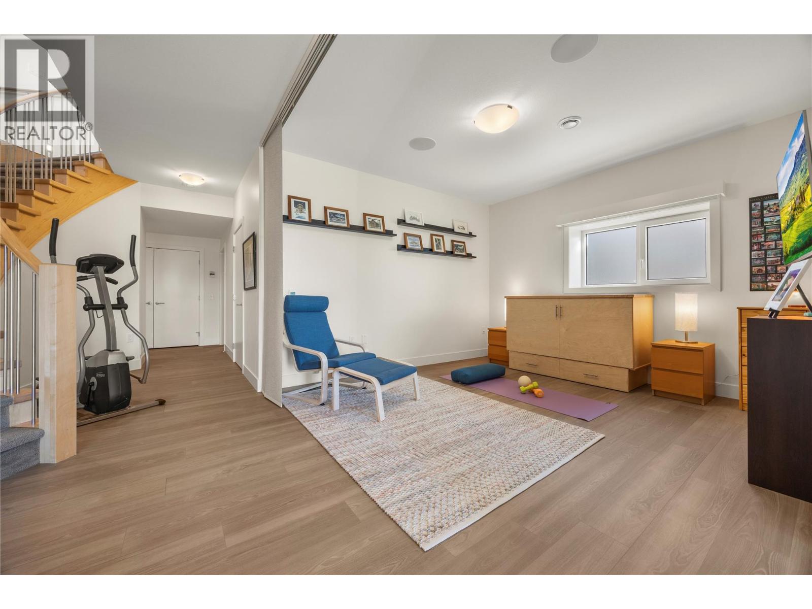 2442 Bella Vista Street, Kelowna, British Columbia  V1P 1S1 - Photo 42 - 10401429