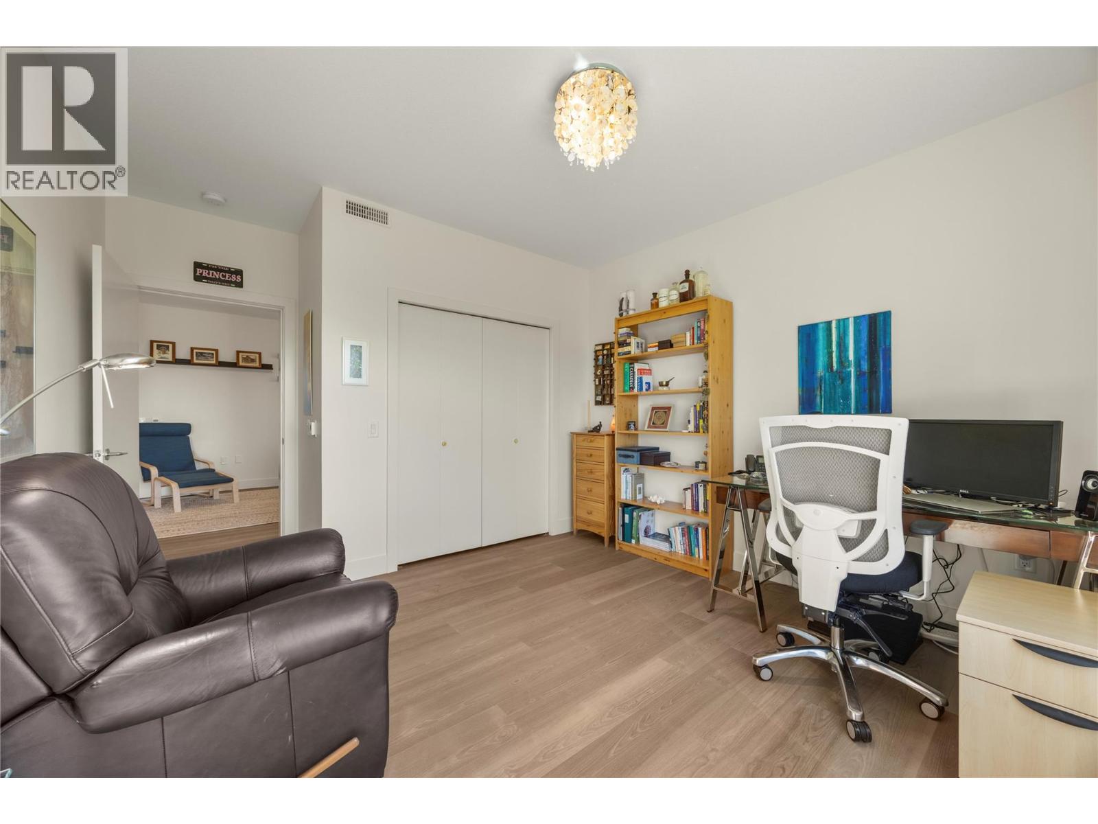 2442 Bella Vista Street, Kelowna, British Columbia  V1P 1S1 - Photo 48 - 10401429