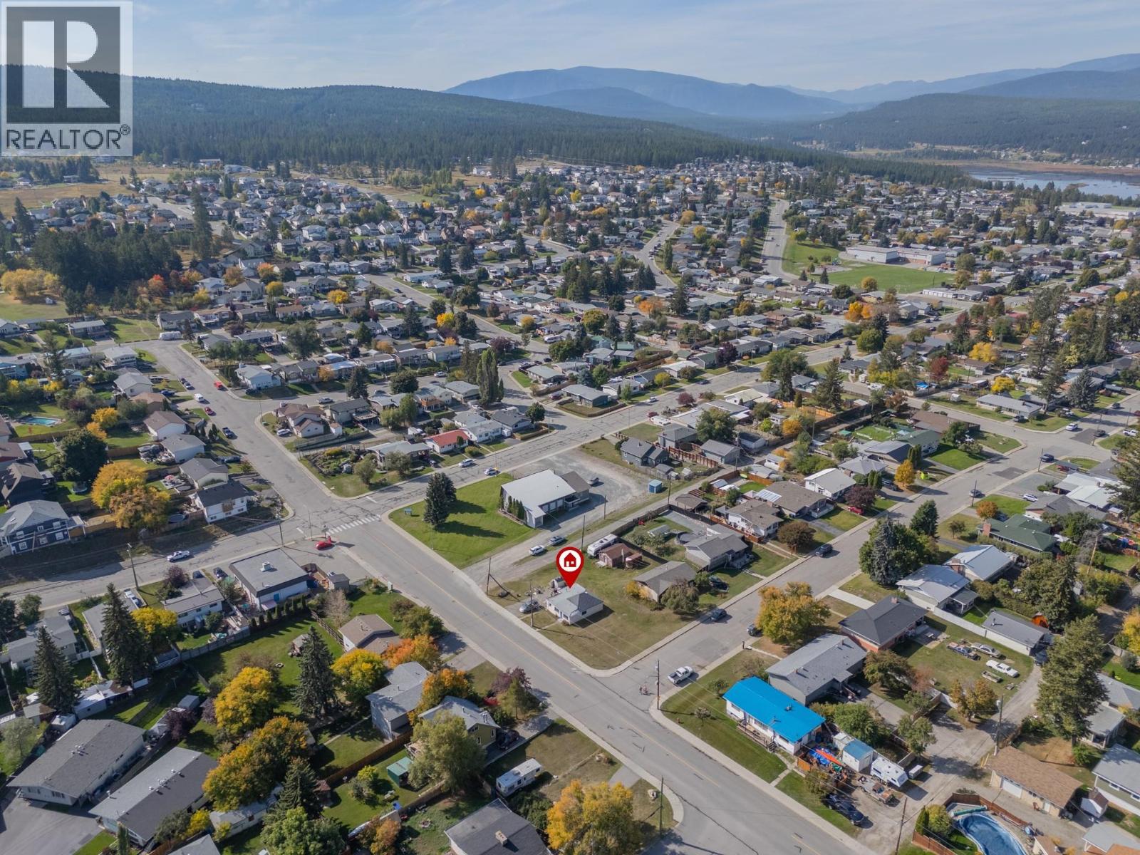 1005 11th Avenue S, Cranbrook, British Columbia  V1C 2R6 - Photo 14 - 10401658