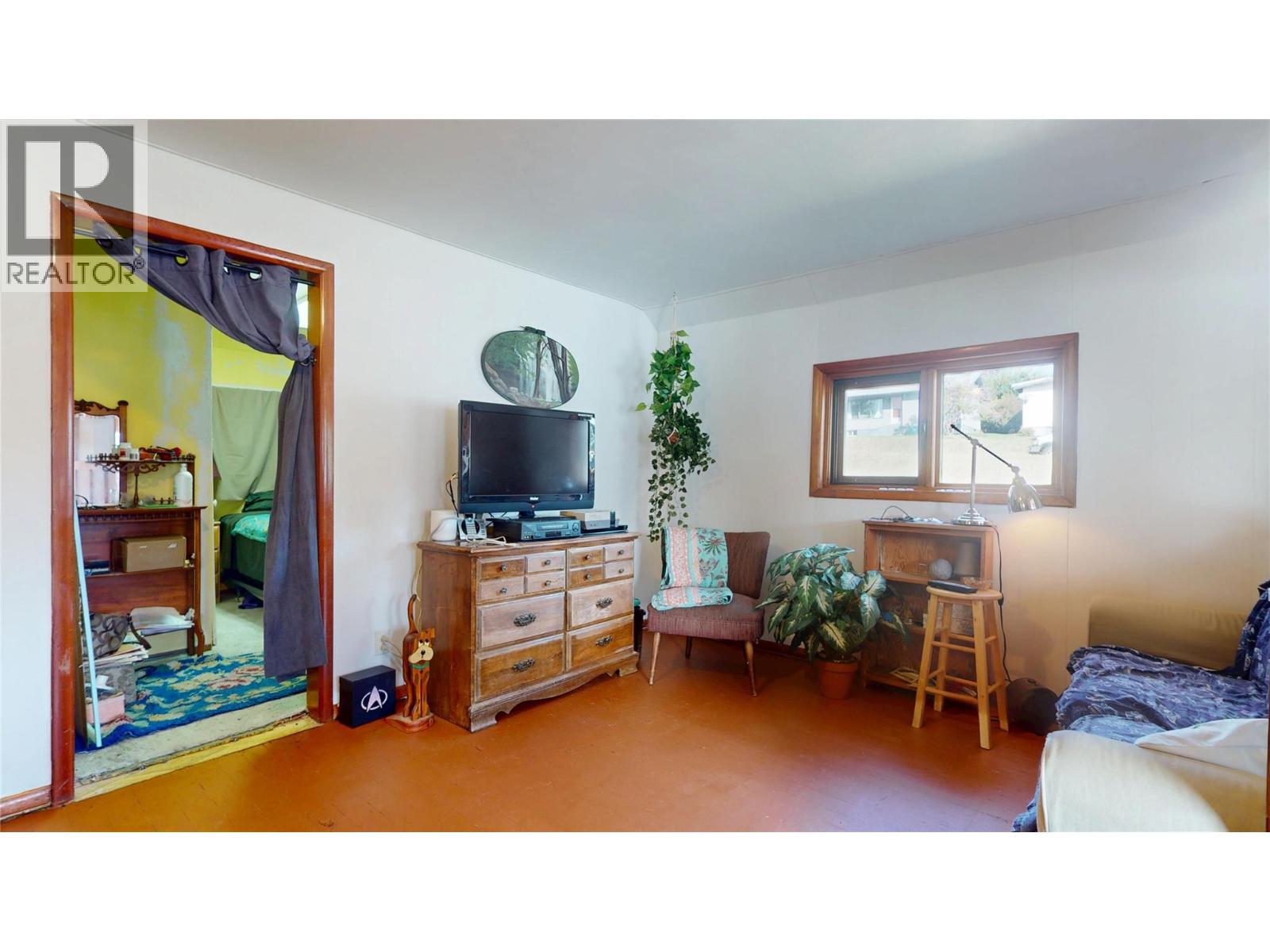 1005 11th Avenue S, Cranbrook, British Columbia  V1C 2R6 - Photo 28 - 10401658