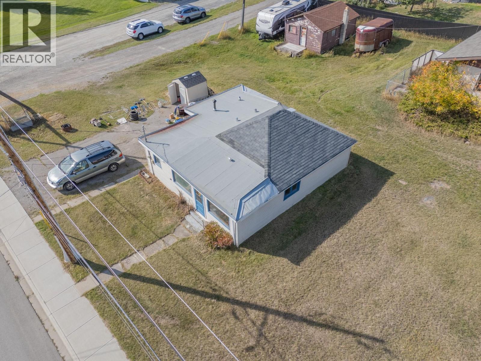 1005 11th Avenue S, Cranbrook, British Columbia  V1C 2R6 - Photo 7 - 10401658