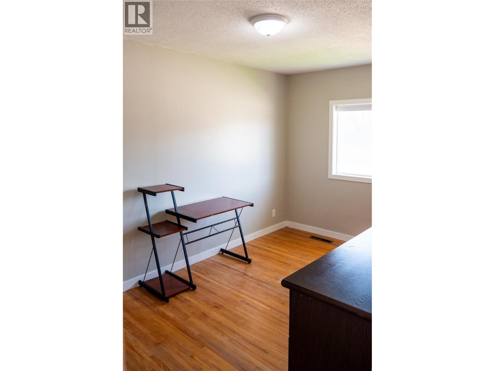 1510 4th Street N, Cranbrook, British Columbia  V1C 3L5 - Photo 14 - 10401477