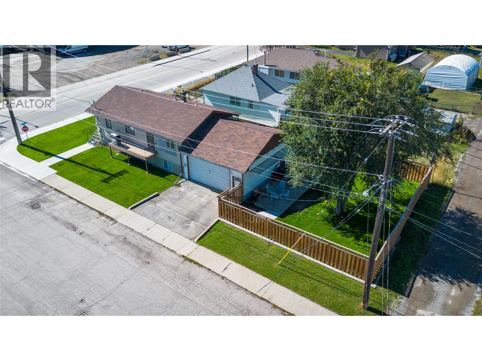 1510 4th Street N, Cranbrook, British Columbia  V1C 3L5 - Photo 17 - 10401477