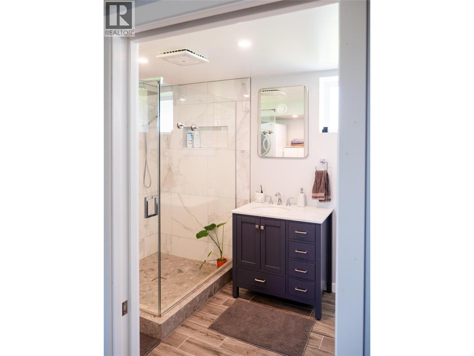1510 4th Street N, Cranbrook, British Columbia  V1C 3L5 - Photo 25 - 10401477