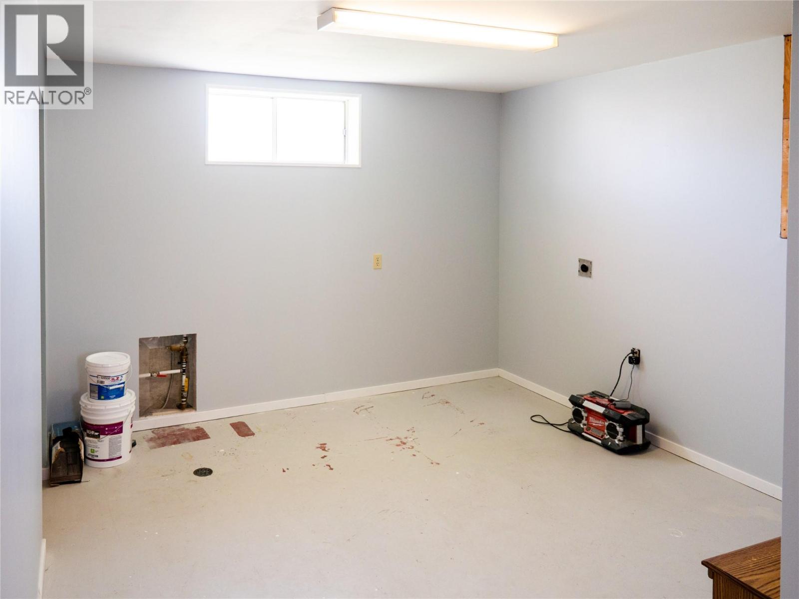 1510 4th Street N, Cranbrook, British Columbia  V1C 3L5 - Photo 28 - 10401477