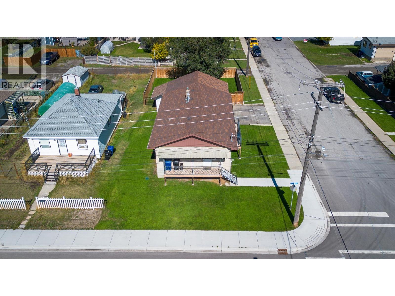 1510 4th Street N, Cranbrook, British Columbia  V1C 3L5 - Photo 37 - 10401477