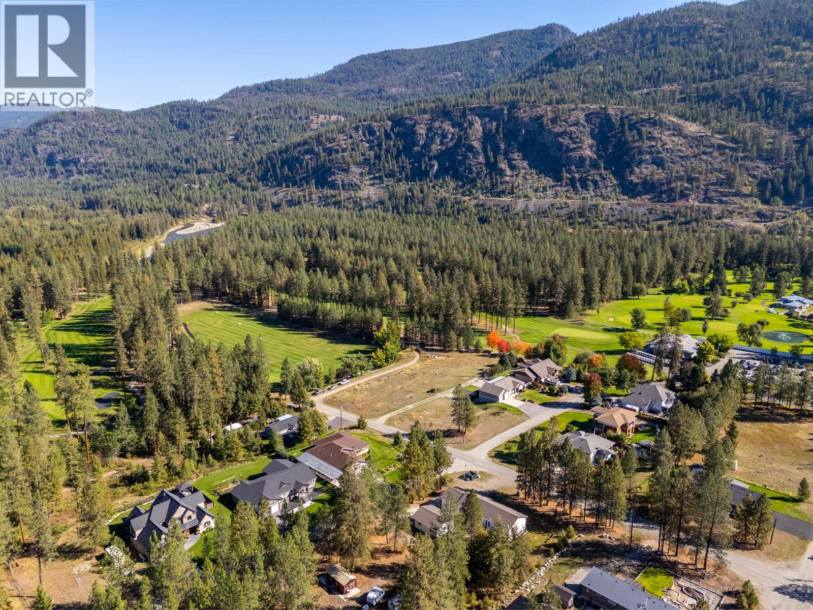 1261 Main Street, Christina Lake, British Columbia  V0H 1E0 - Photo 11 - 10401673