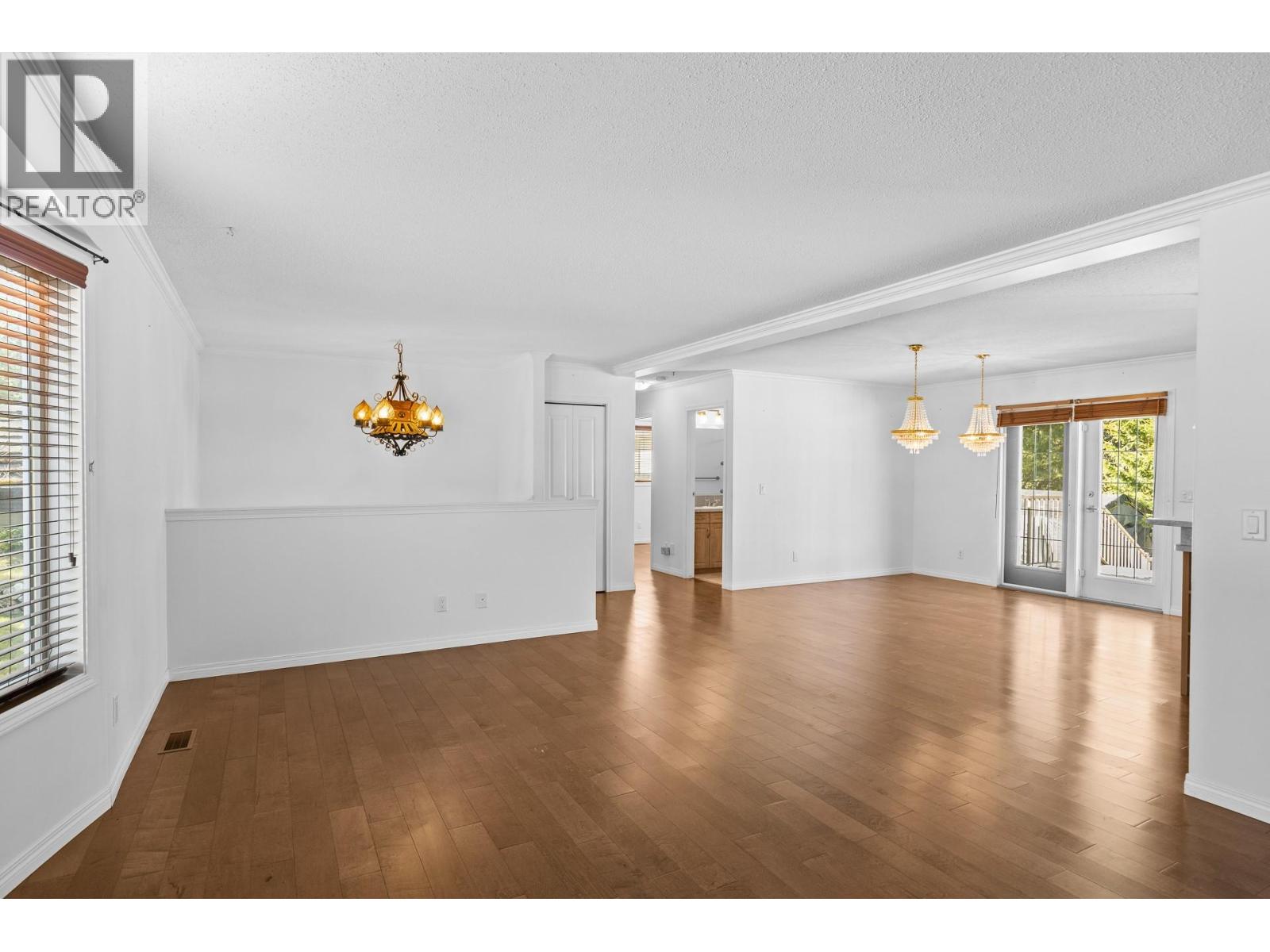 1261 Main Street, Christina Lake, British Columbia  V0H 1E0 - Photo 19 - 10401673