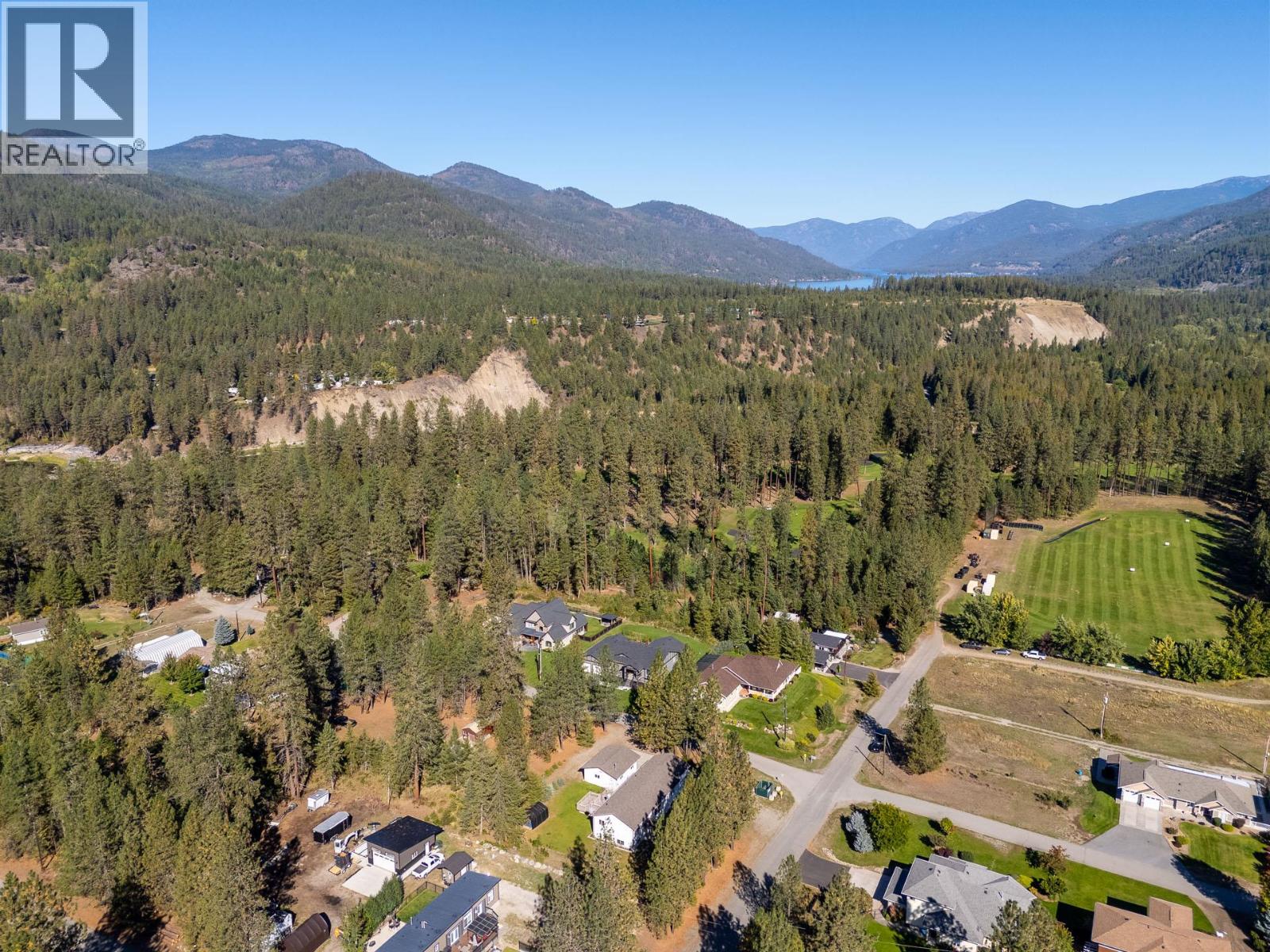 1261 Main Street, Christina Lake, British Columbia  V0H 1E0 - Photo 84 - 10401673