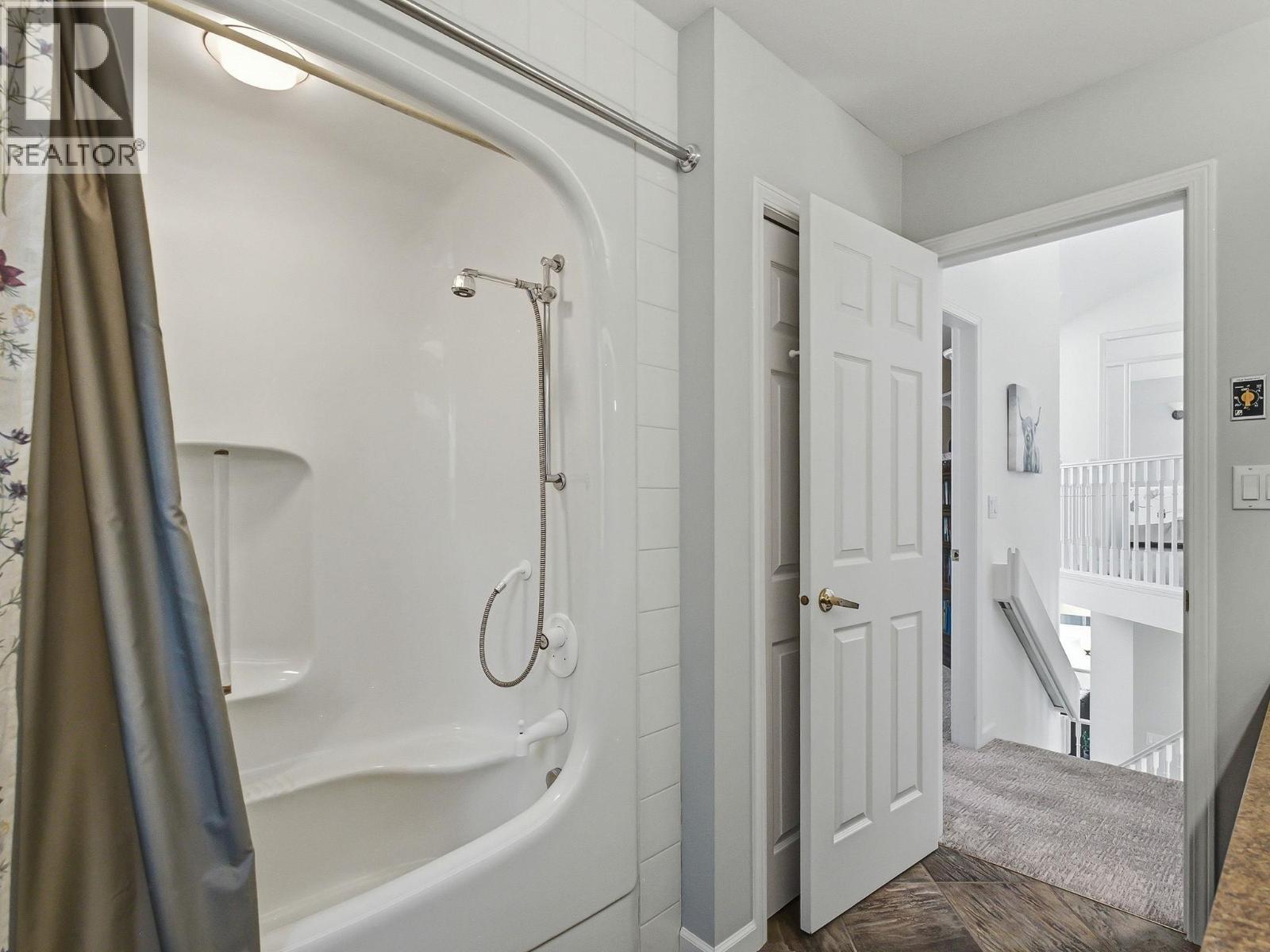 764 Cassiar Place, Kelowna, British Columbia  V1V 1M6 - Photo 28 - 10401609