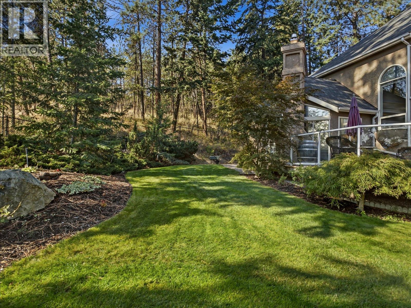 764 Cassiar Place, Kelowna, British Columbia  V1V 1M6 - Photo 32 - 10401609