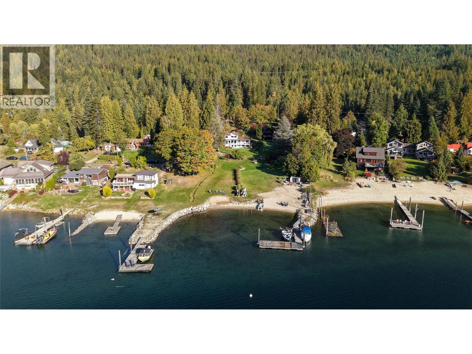 4161 Heroux Road, Nelson, British Columbia  V1L 6N5 - Photo 4 - 10401585