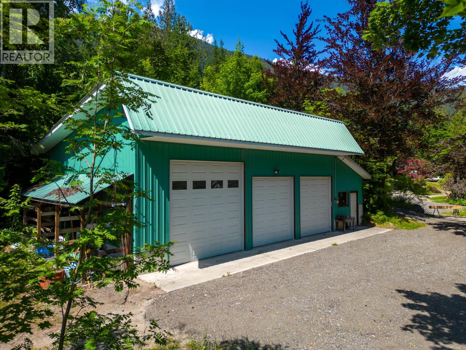 4161 Heroux Road, Nelson, British Columbia  V1L 6N5 - Photo 56 - 10401585