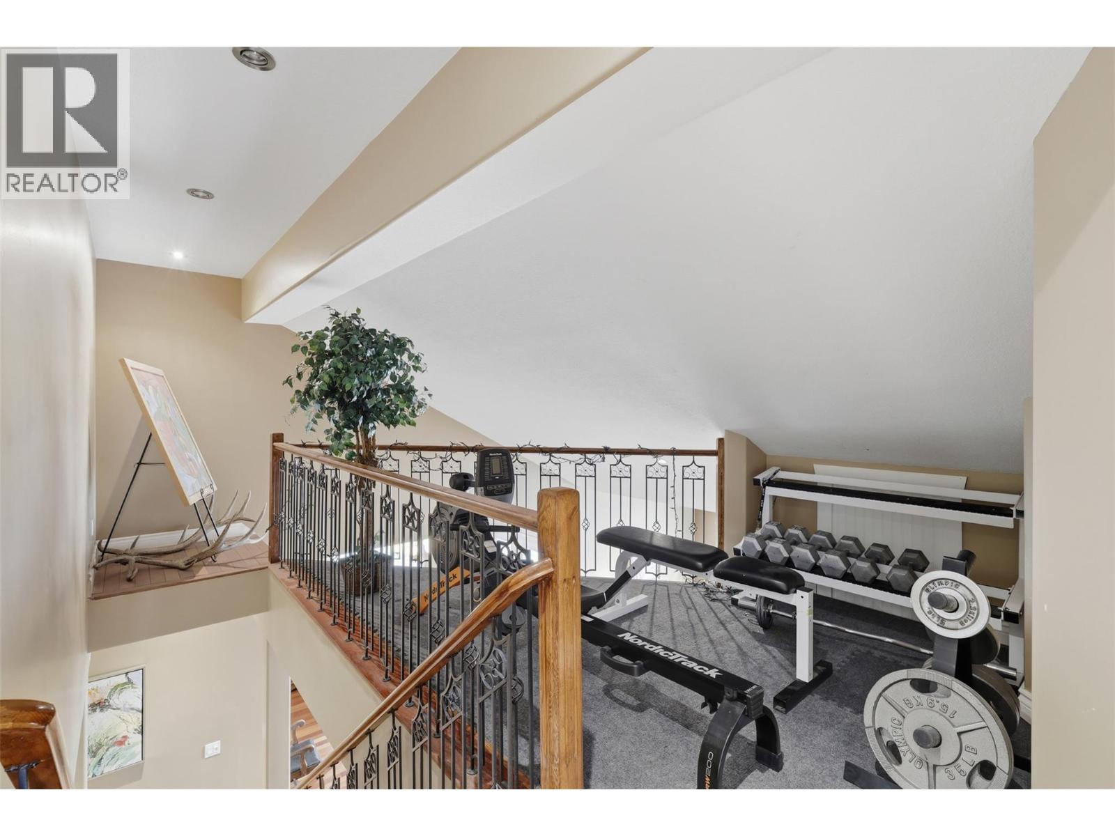 450 Azure Place, Kamloops, British Columbia  V2E 2R2 - Photo 25 - 10401509