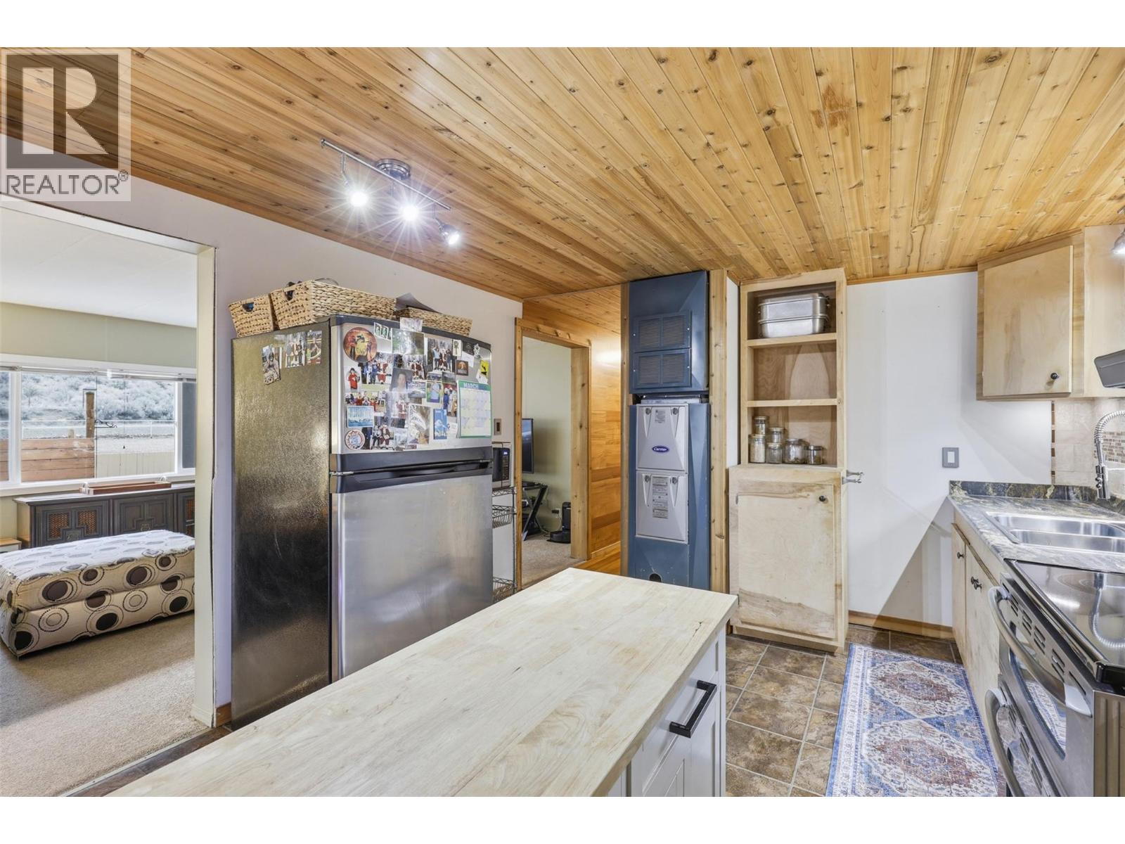 2401 Ord Road Unit# 105, Kamloops, British Columbia  V2B 7V8 - Photo 9 - 10401627
