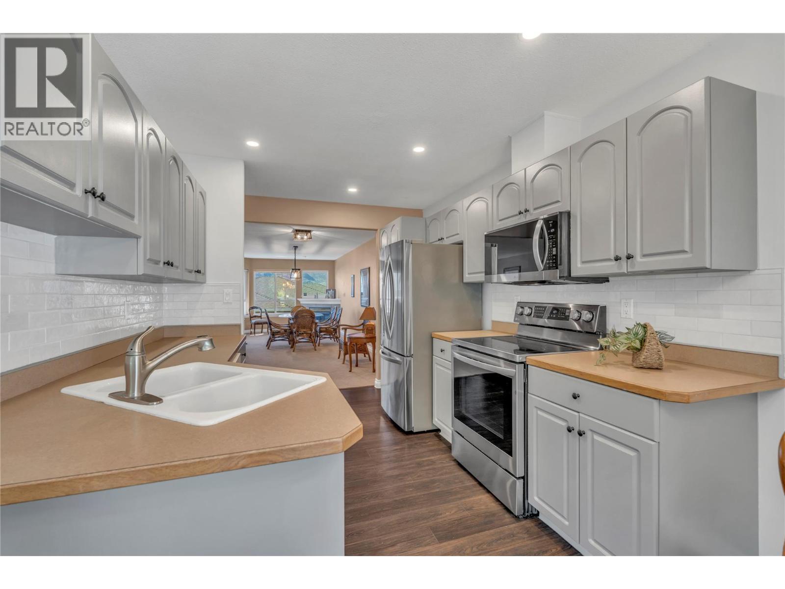 3948 Finnerty Road Unit# 175, Penticton, British Columbia  V2A 8P8 - Photo 4 - 10401617