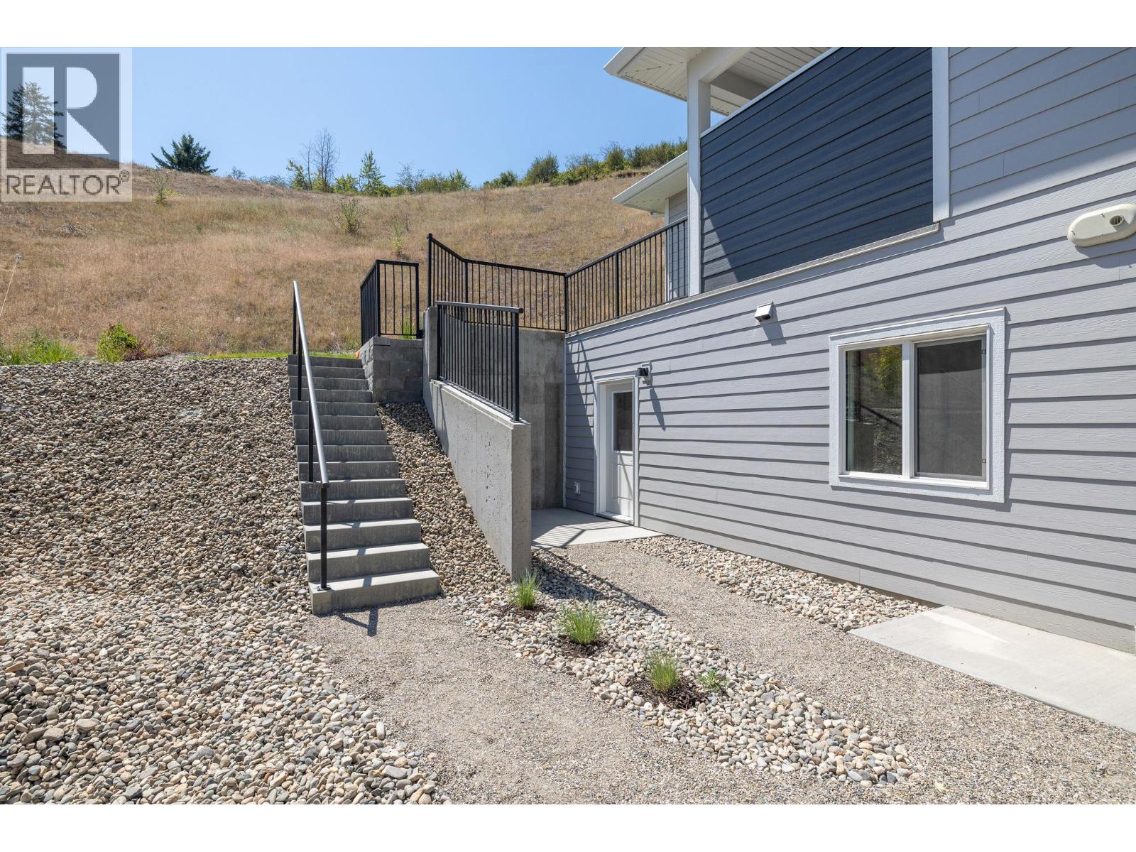 442 Arrowleaf Rise, Coldstream, British Columbia  V1B 2M4 - Photo 32 - 10401610