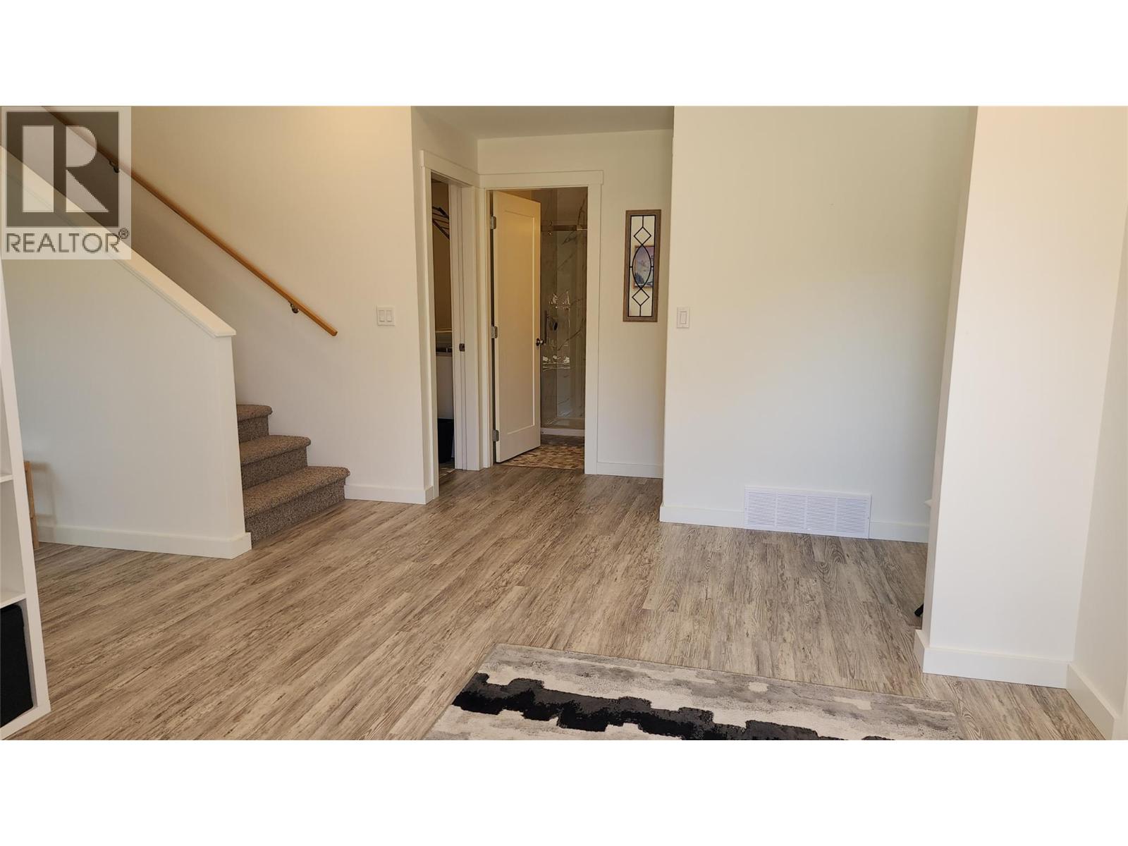 459 Whitman Way, Warfield, British Columbia  V1R 4T9 - Photo 7 - 10401567