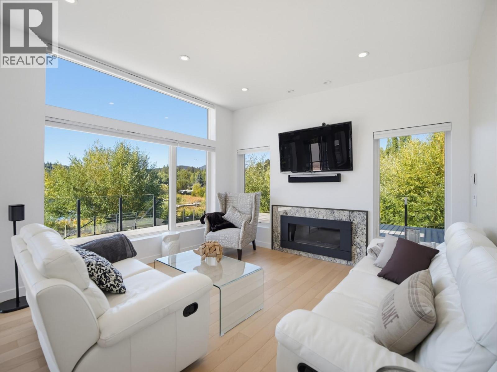 3164 Holbrook Road, Kamloops, British Columbia  V0E 3E1 - Photo 5 - 10401526