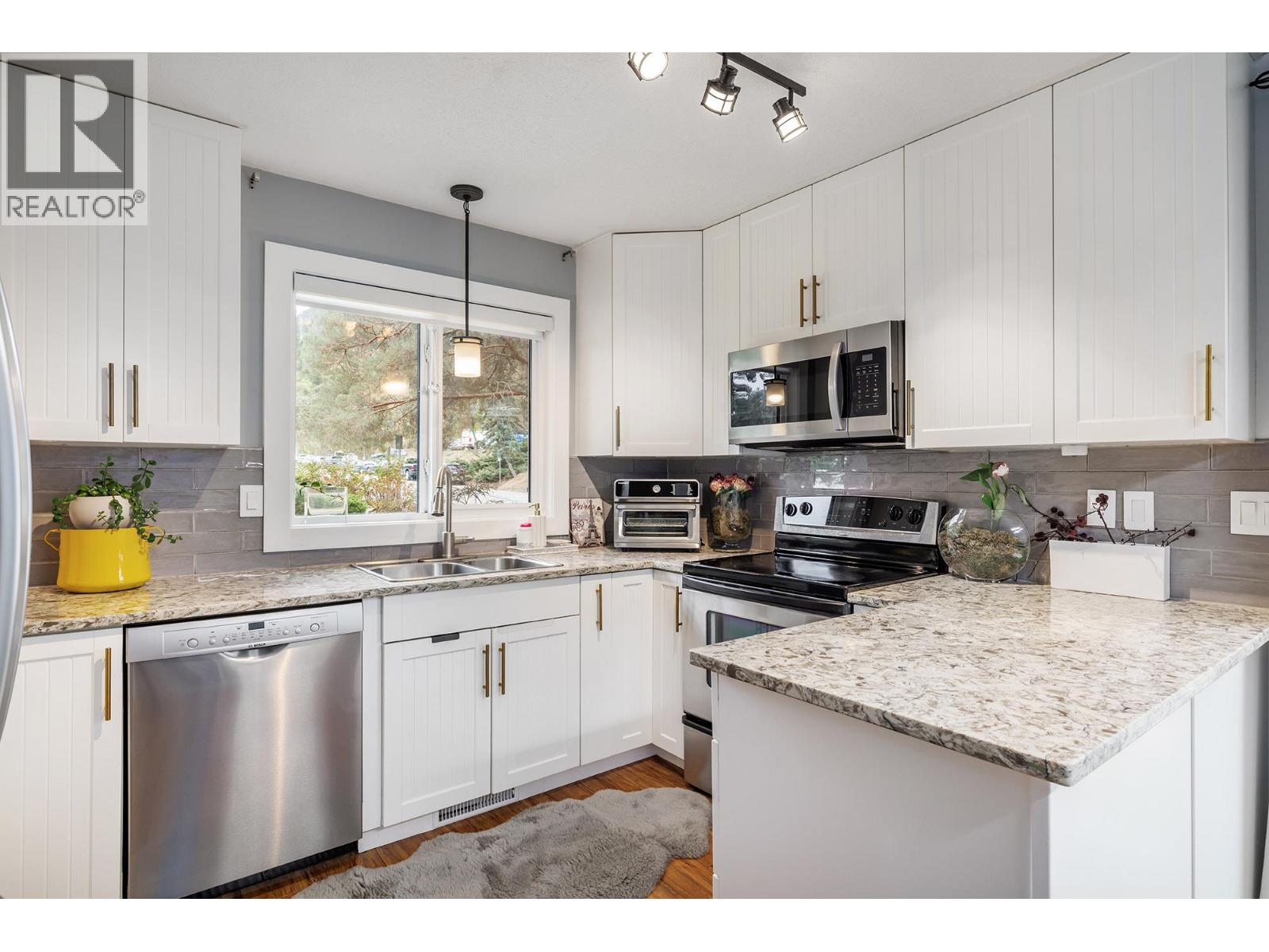 2754 Cameron Road, West Kelowna, British Columbia  V1Z 3K5 - Photo 8 - 10401309