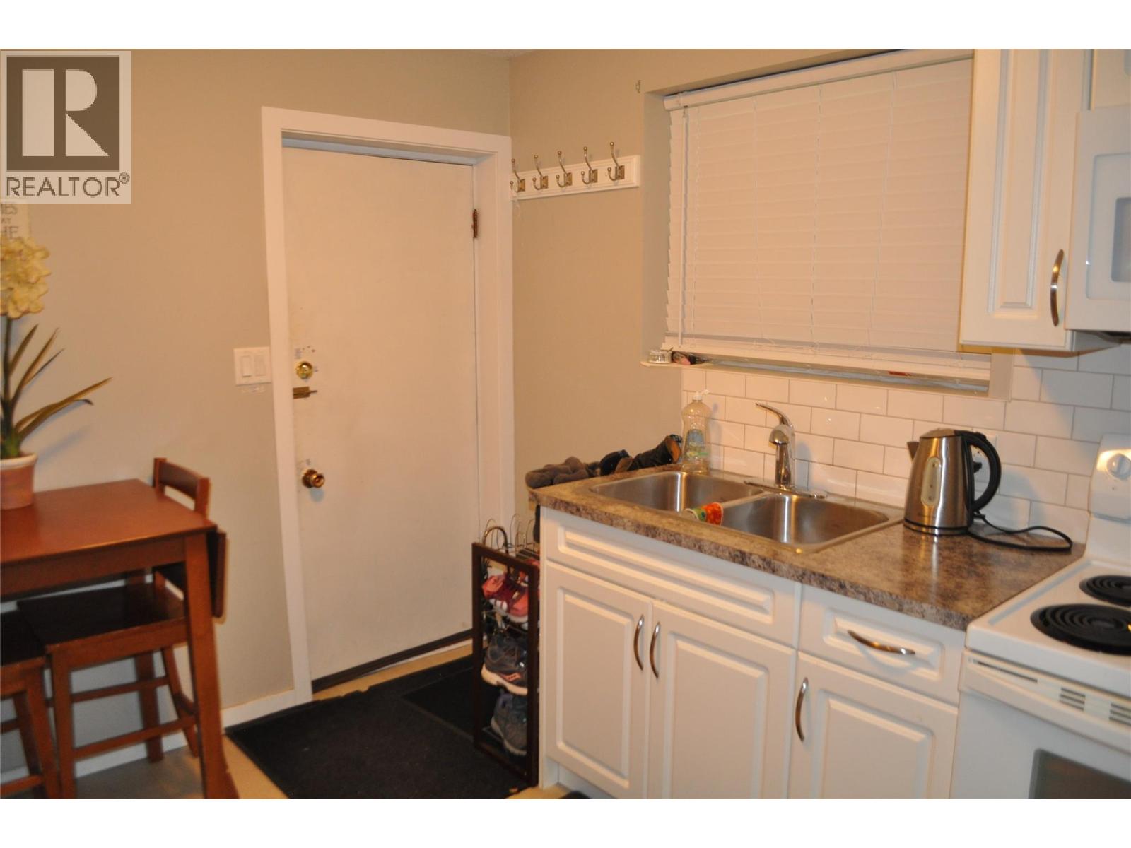 645 Pinetree Road, Kelowna, British Columbia  V1X 3G3 - Photo 38 - 10401028