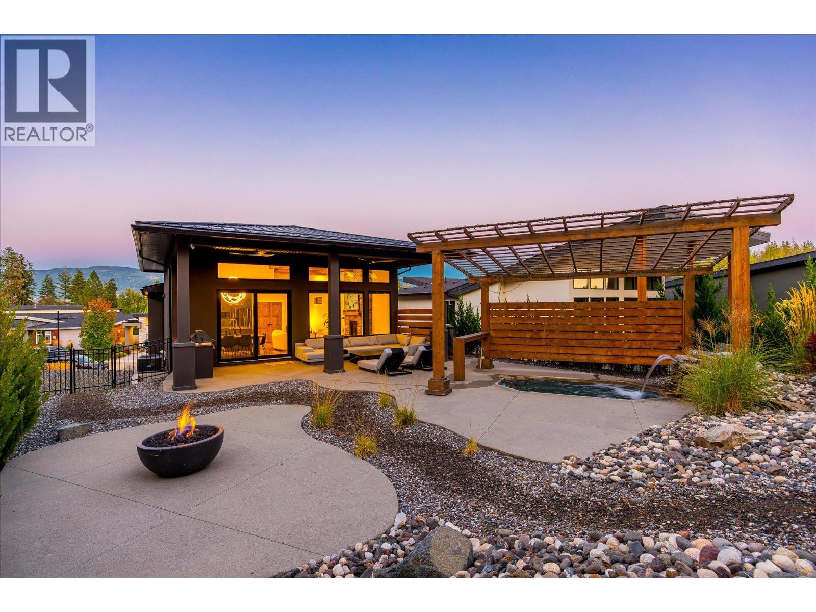 10342 Long Road, Lake Country, British Columbia  V4V 0A9 - Photo 4 - 10400669