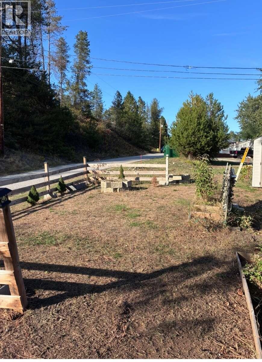 500 16th Avenue Unit# 16, Genelle, British Columbia  V0G 1G0 - Photo 12 - 10401684