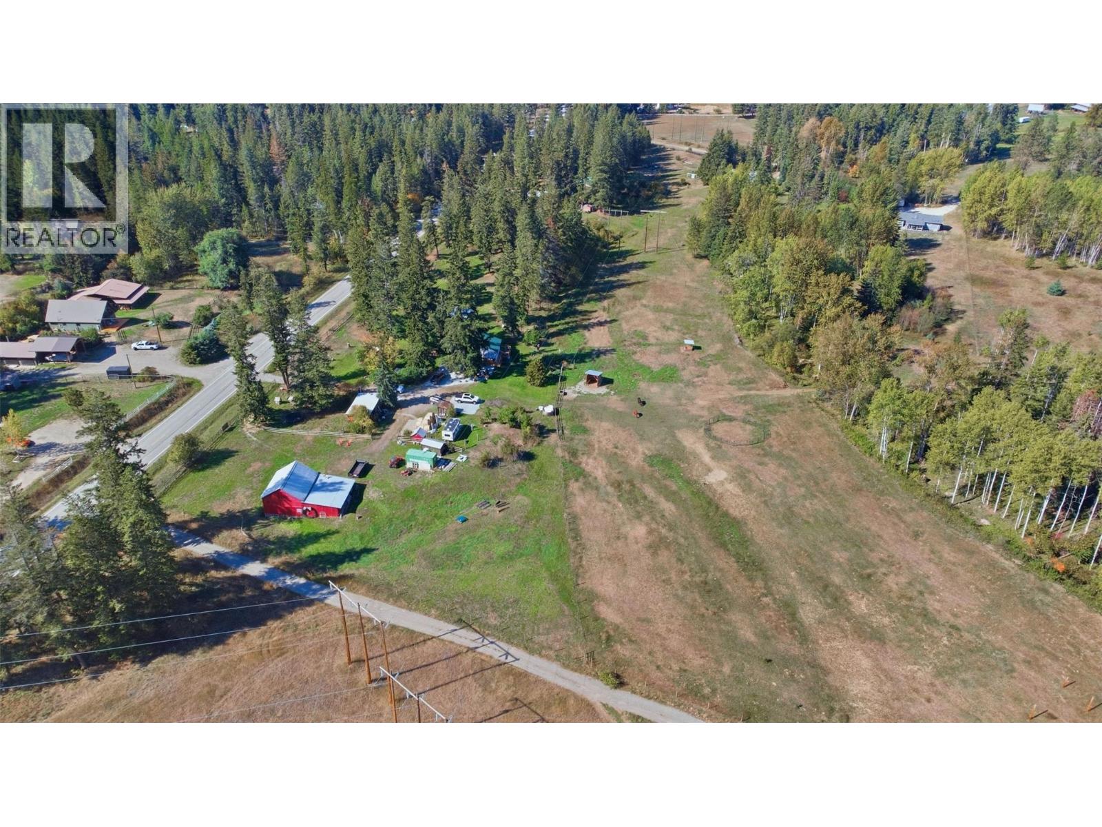1385 6 Highway, Cherryville, British Columbia  V0E 2G1 - Photo 14 - 10401596