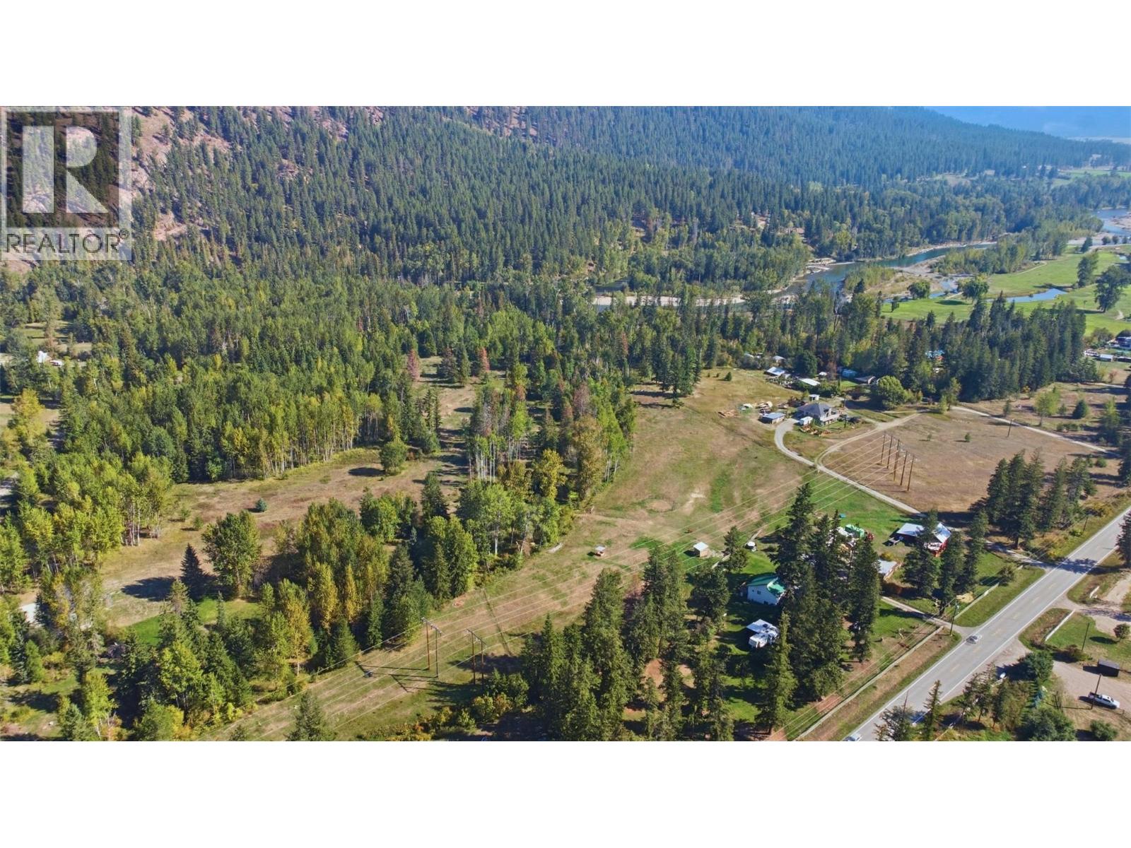1385 6 Highway, Cherryville, British Columbia  V0E 2G1 - Photo 19 - 10401596