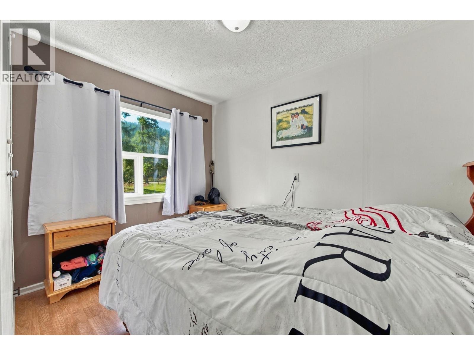 1385 6 Highway, Cherryville, British Columbia  V0E 2G1 - Photo 34 - 10401596