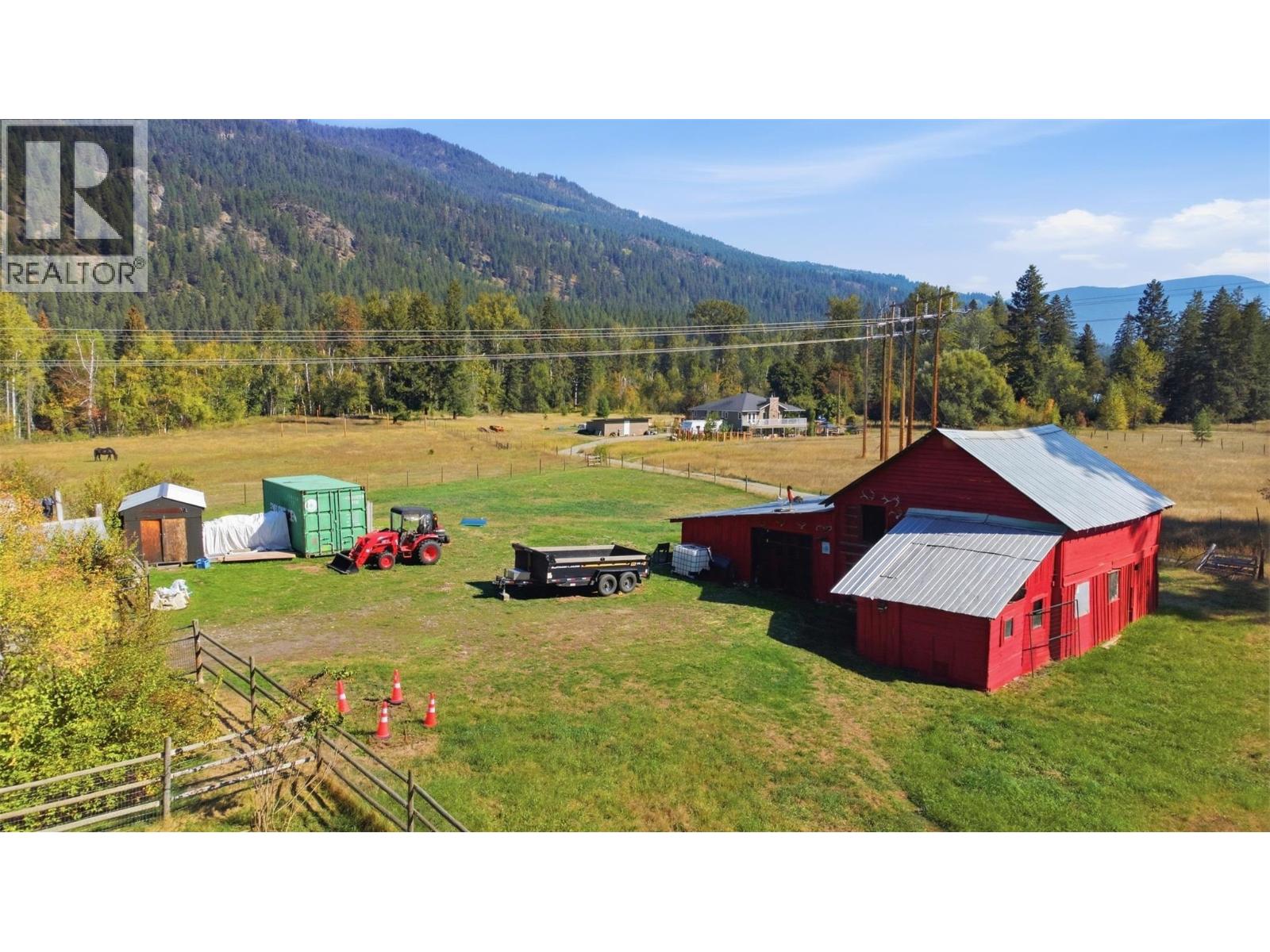 1385 6 Highway, Cherryville, British Columbia  V0E 2G1 - Photo 9 - 10401596